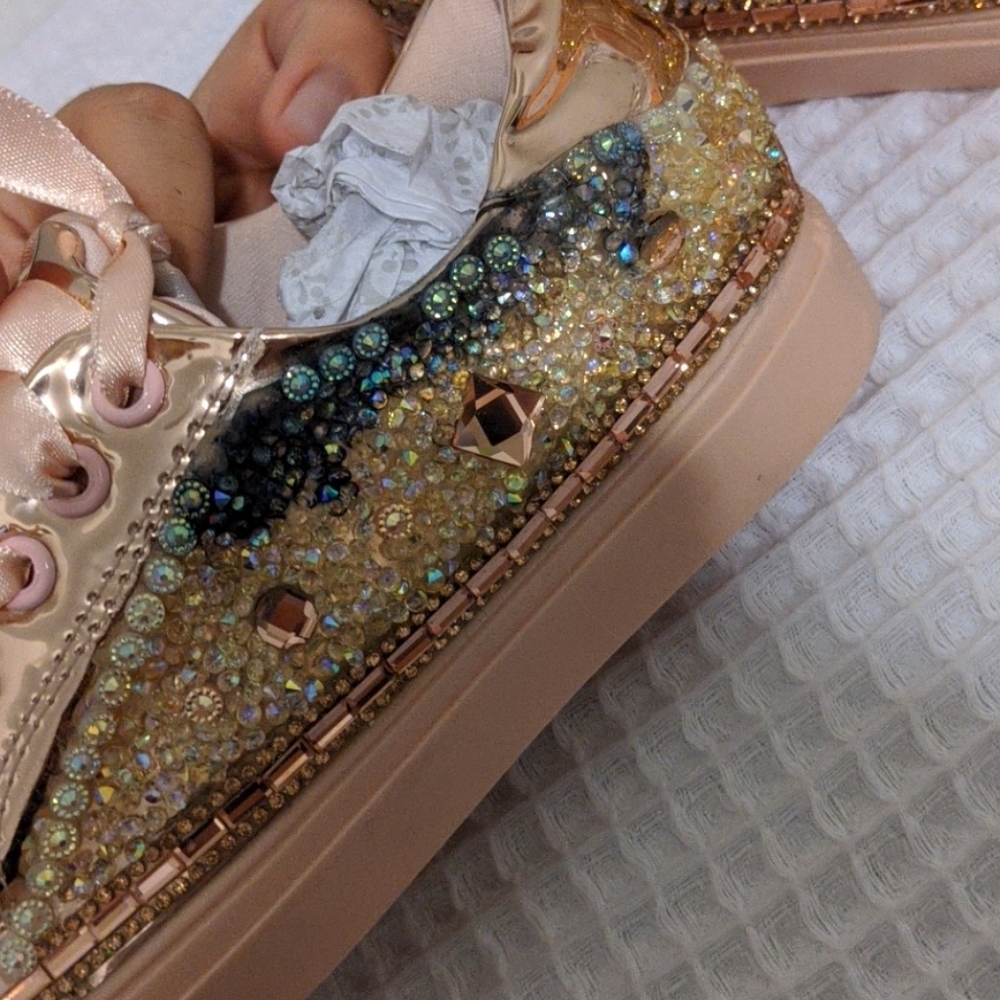 Beautiful Shoes - Picture 7 of 7